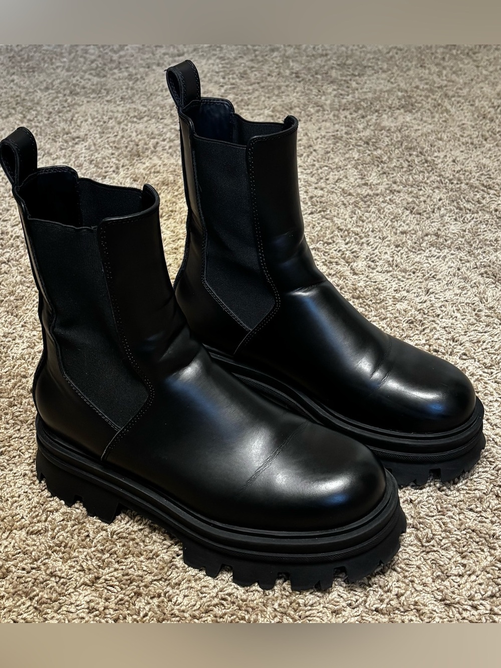 Zara Black Chelsea Lug Boots - Modern chunky Platform men’s 42(US9) EUC gorpcore